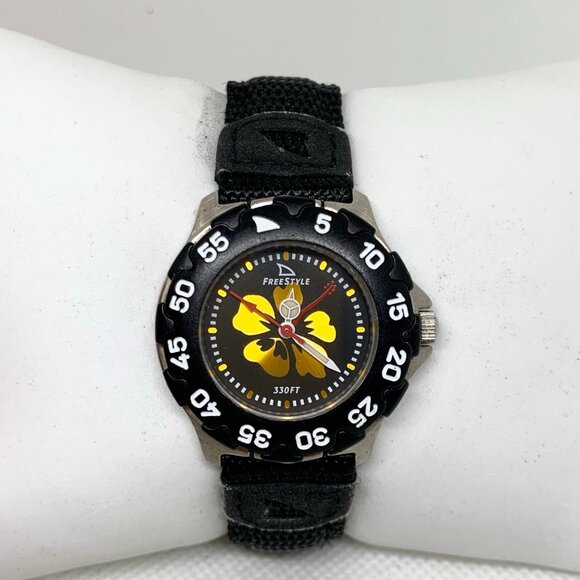 Freestyle Flower Watch Rotating Bezel two tone 32mm round up to 7”  running - Picture 1 of 9